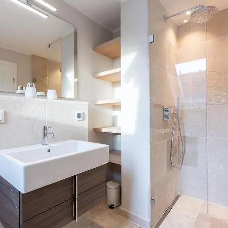 Froeddenhues Hébergement de vacances *